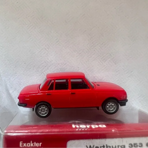 WARTBURG Vintage CAR East German Car Model WARTBURG 353 1985 CAR East NOS - Picture 11 of 12